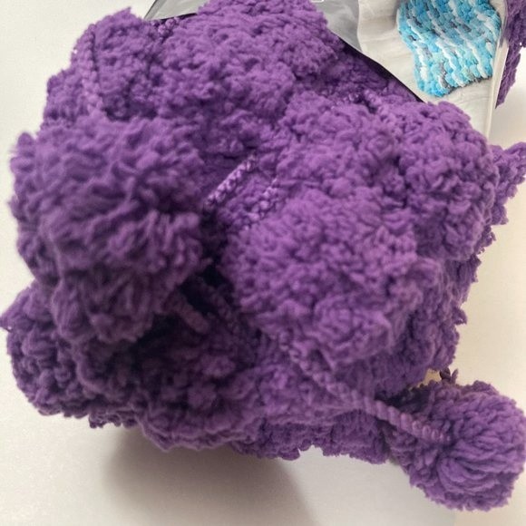 Red Heart Pomp A Doodle Jumbo Yarn Grape Pom Pom Purple 3 Skeins Craft - Picture 12 of 13